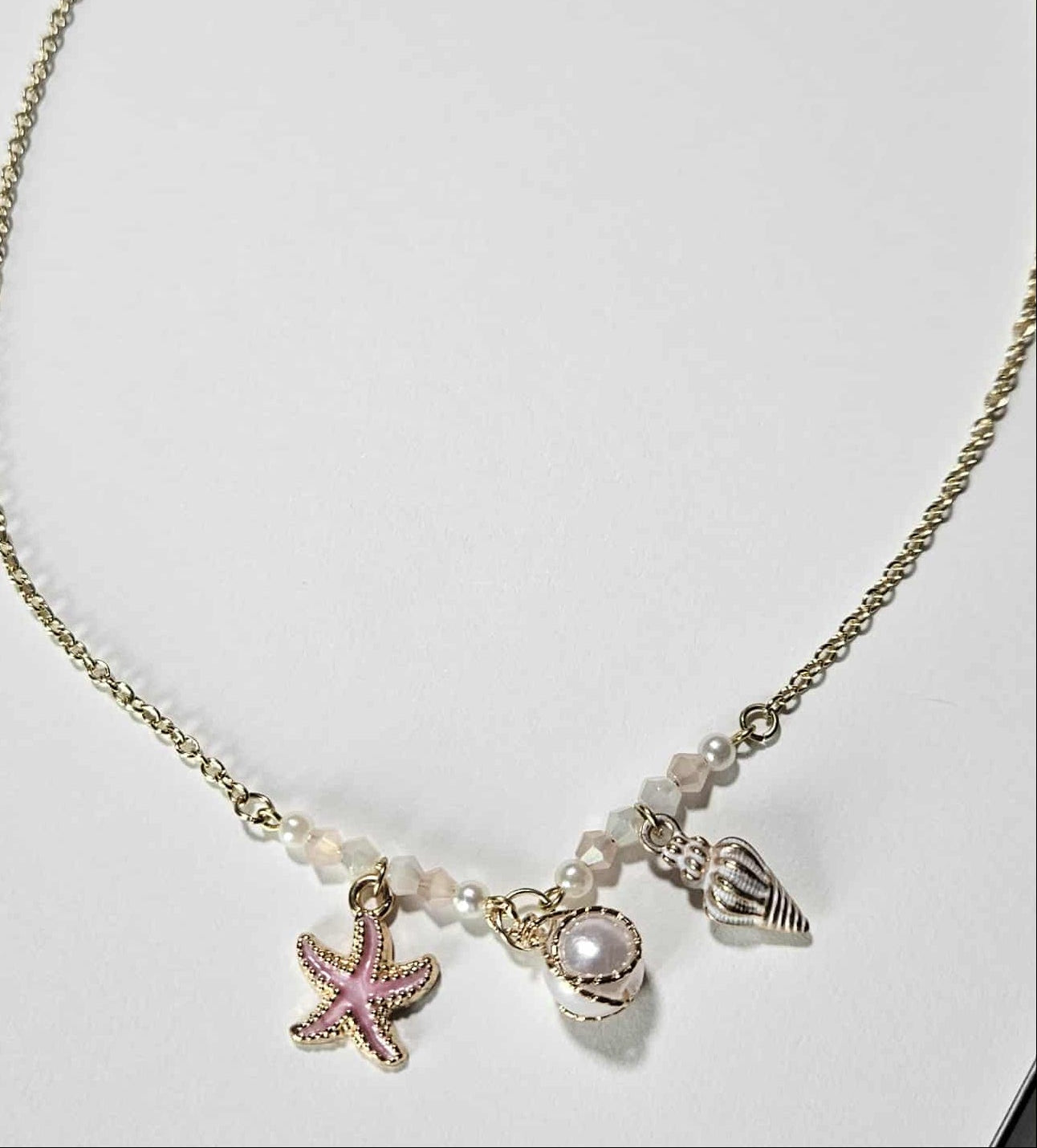 Charms dedicated to the ocean